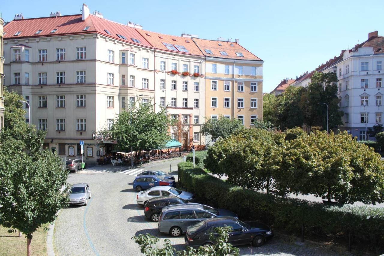 Cosy Apartment Under The Tower Praha Exteriér fotografie